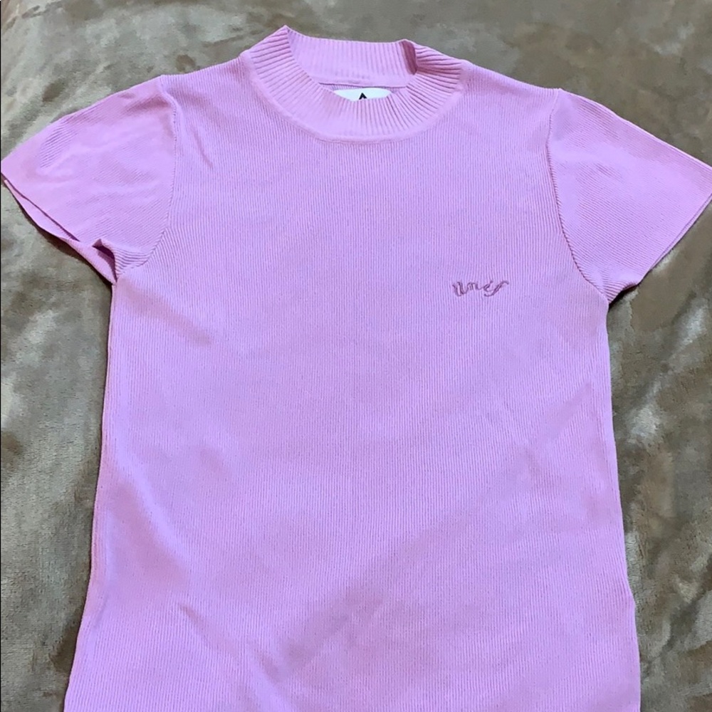 UNIF mauve/lavender top Size Med Extra Flattering